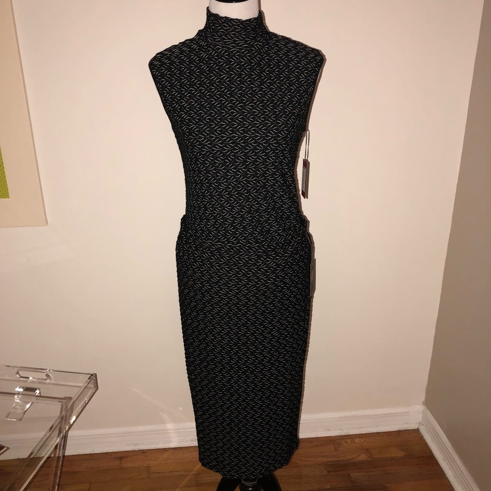 Vince Camuto sleeveless mock turtleneck & skirt